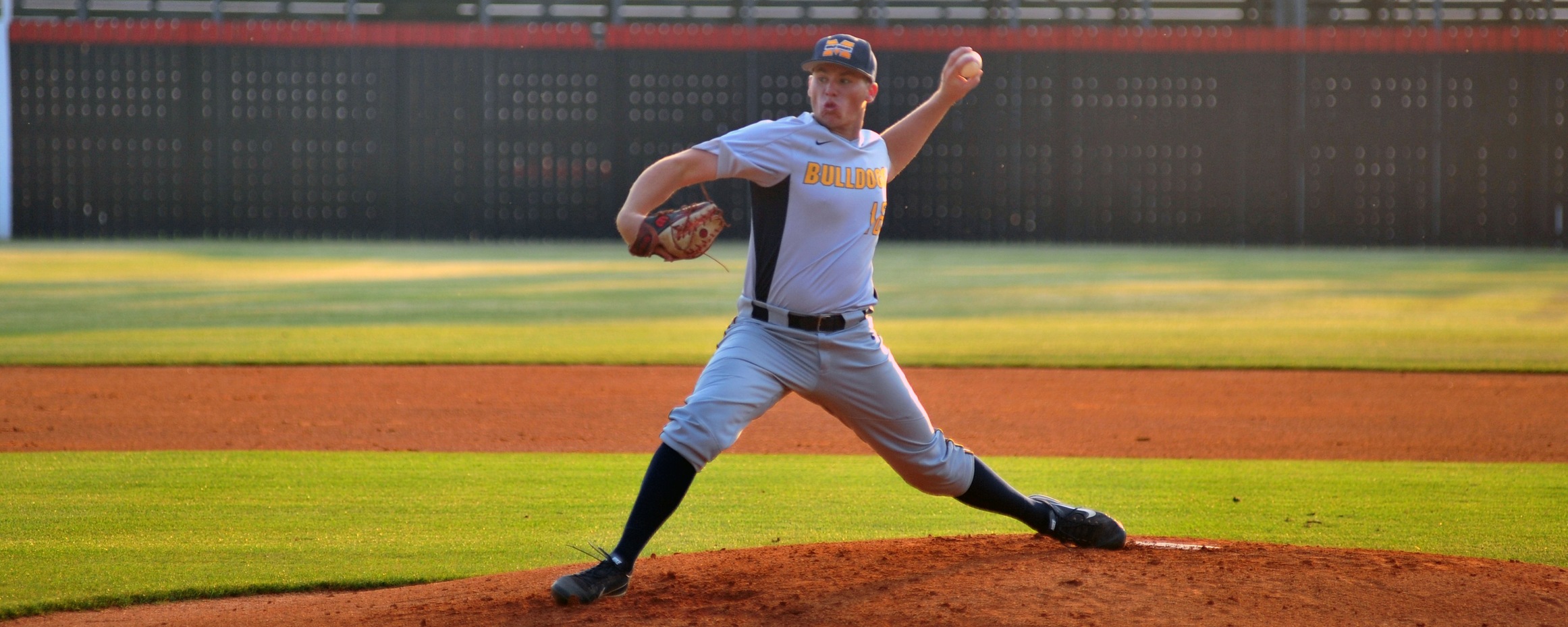 Bulldogs take 1-0 lead at NWCC