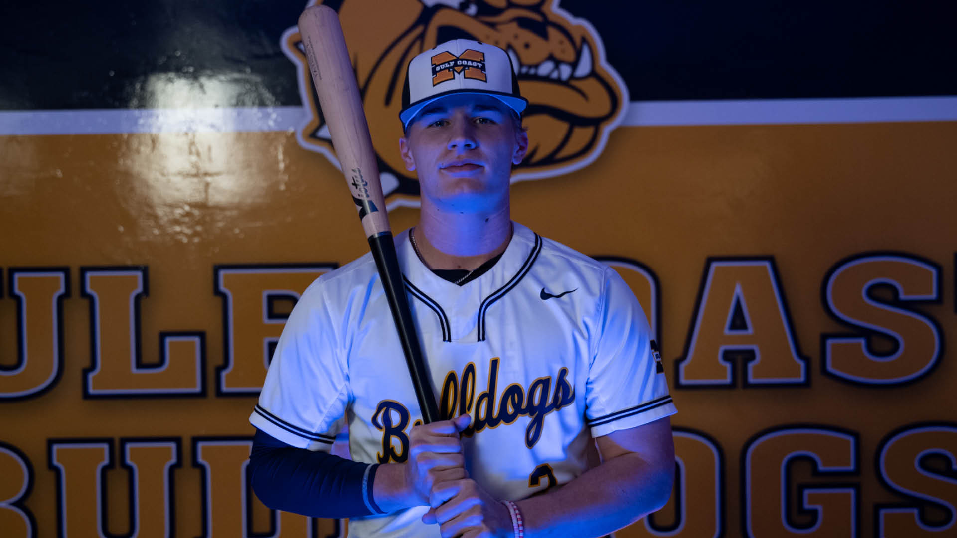Red-hot Bulldogs host 1st home DH