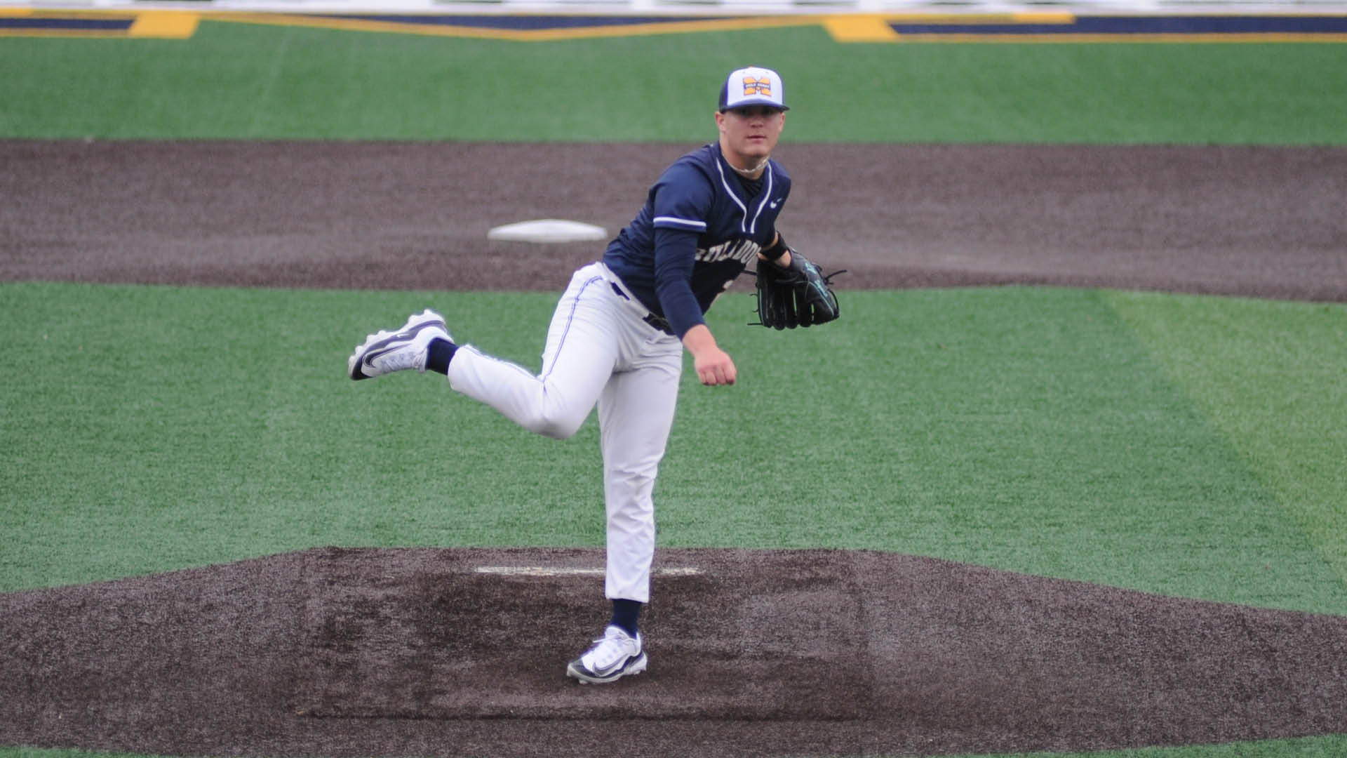 Bulldogs fall twice to Eagles