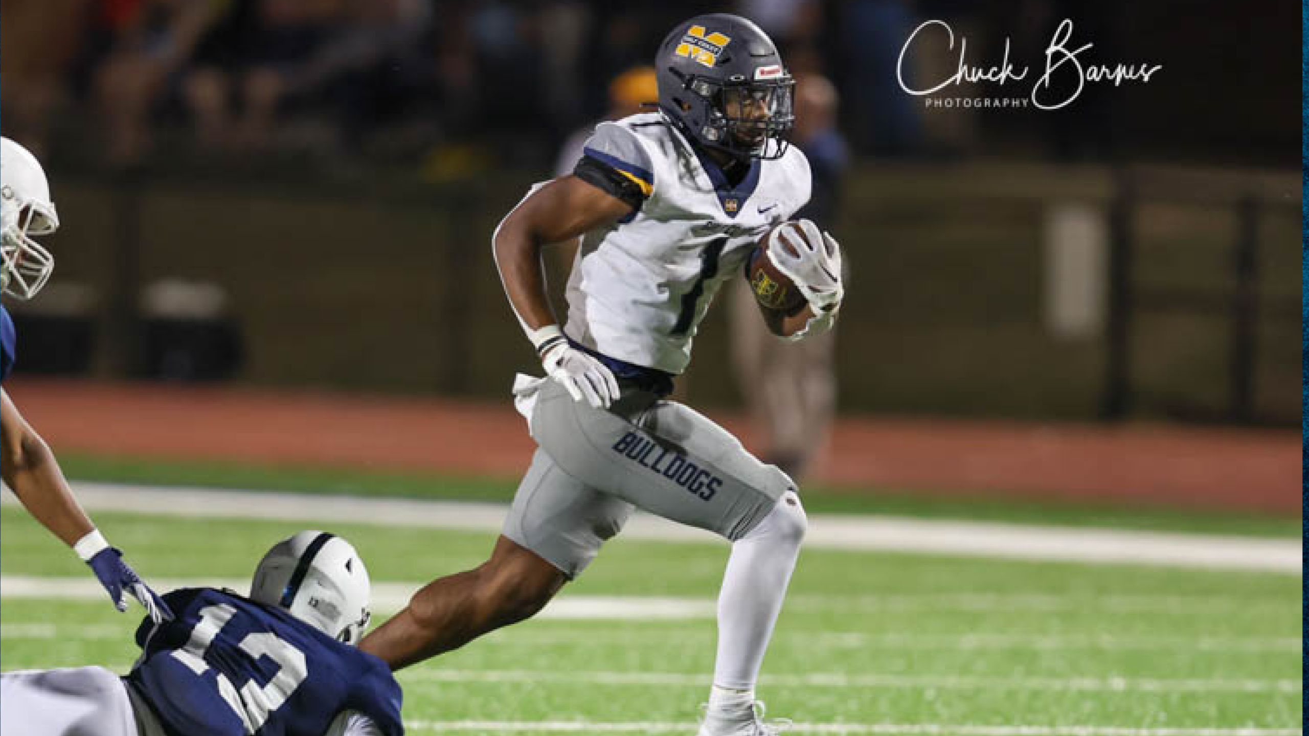 No. 5 Bulldogs rally past Bears