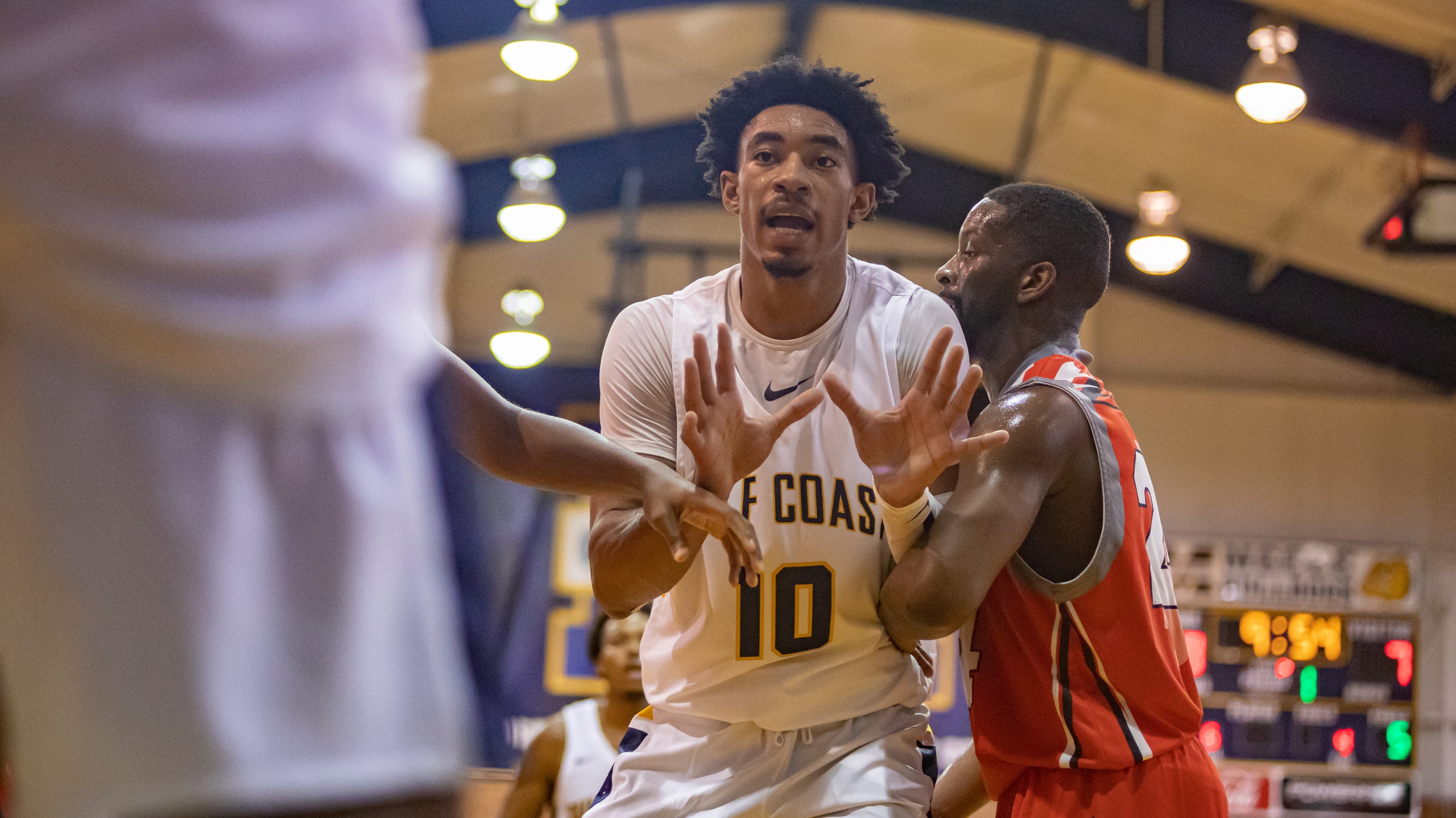Bulldogs bang on boards for big W