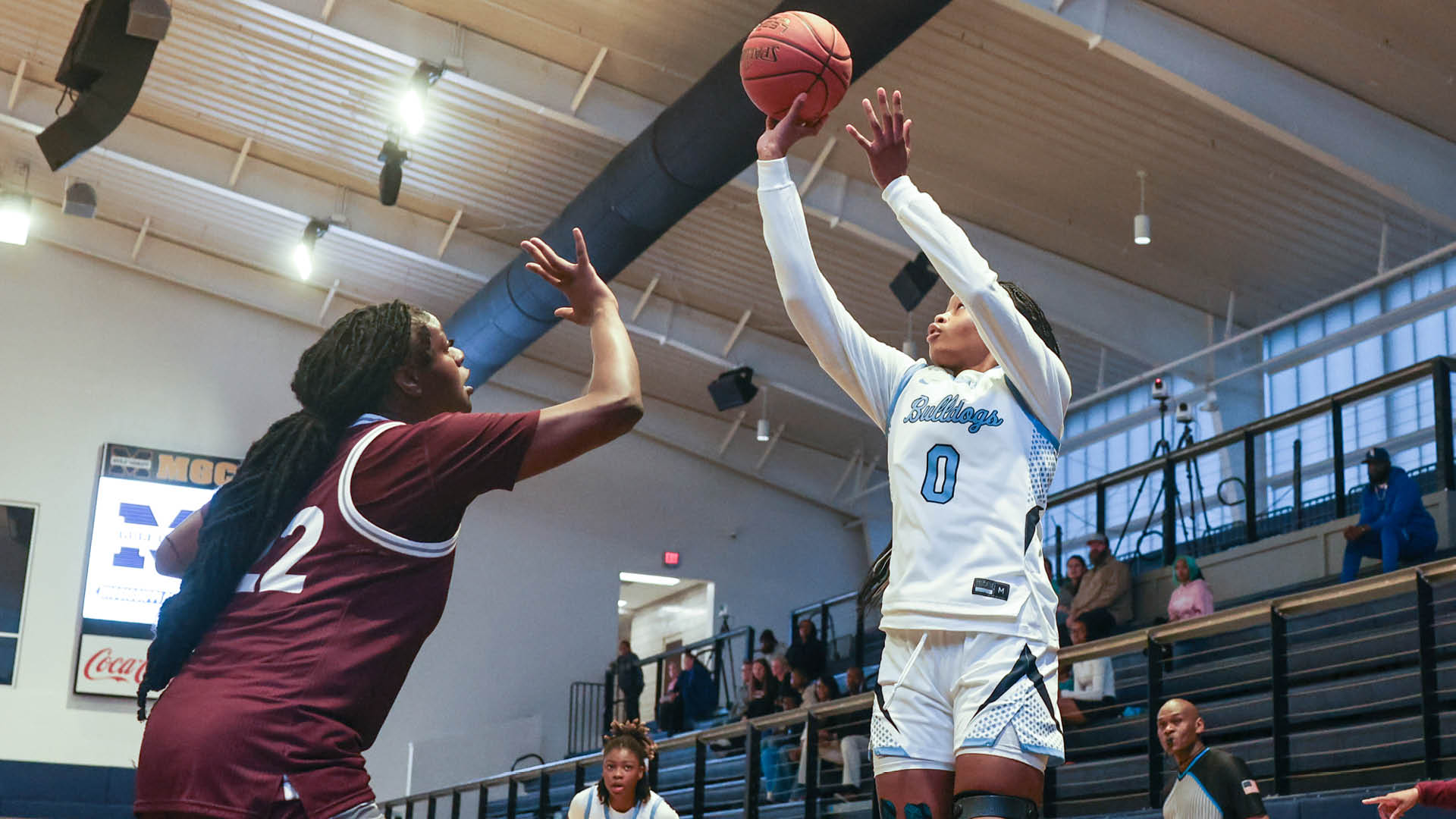 Bulldogs win to set up crucial finale