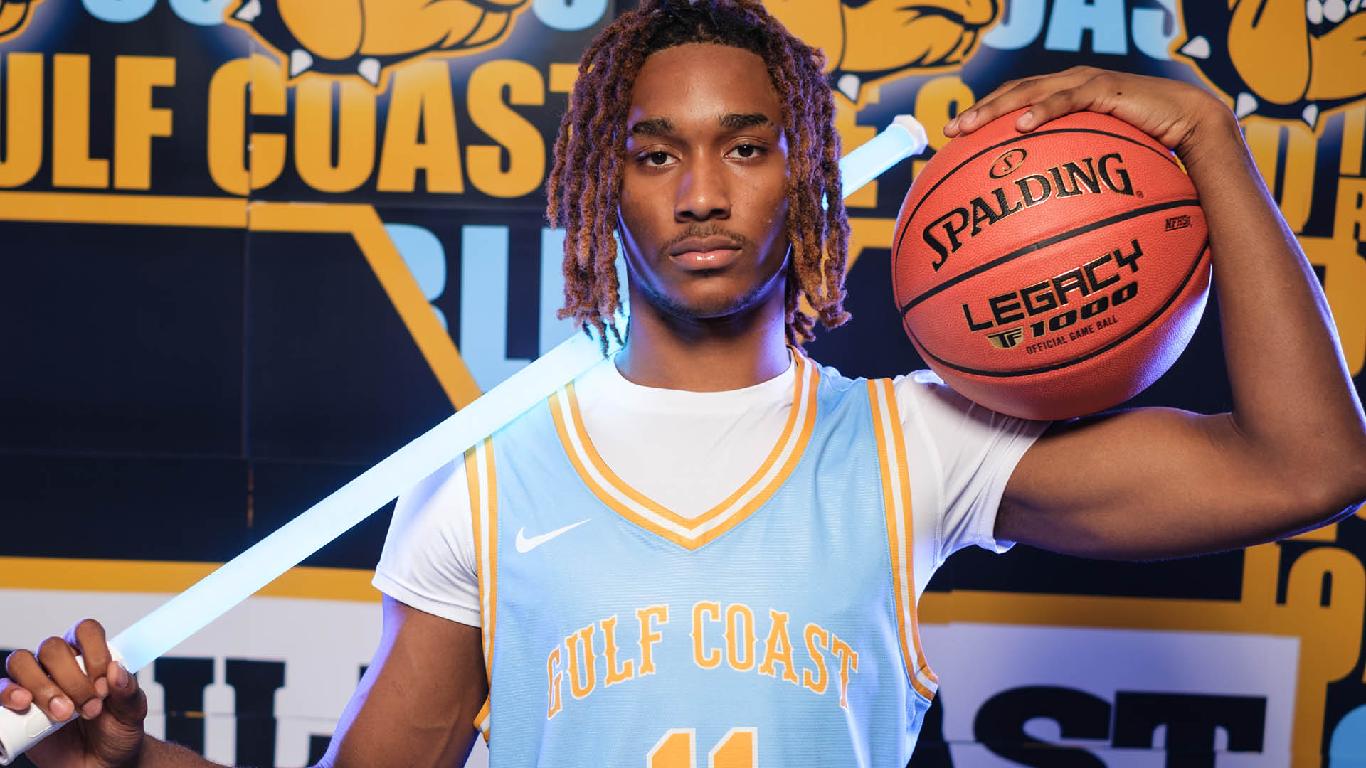 Gulf Coast opens with a W