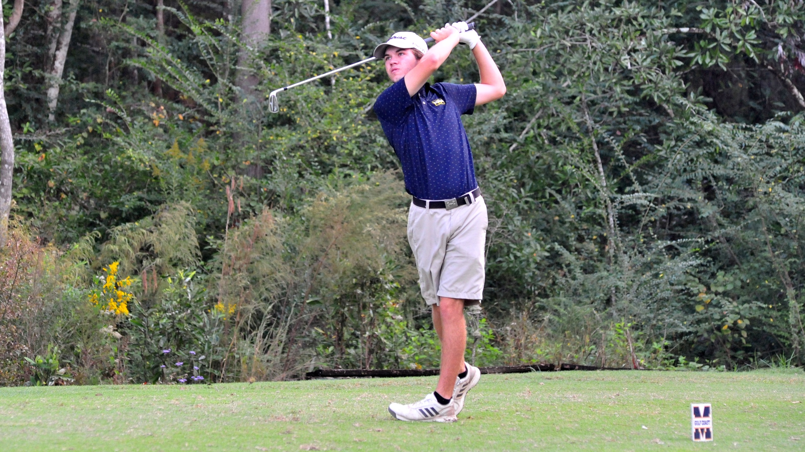 Bulldogs lead MGCCC Invitational