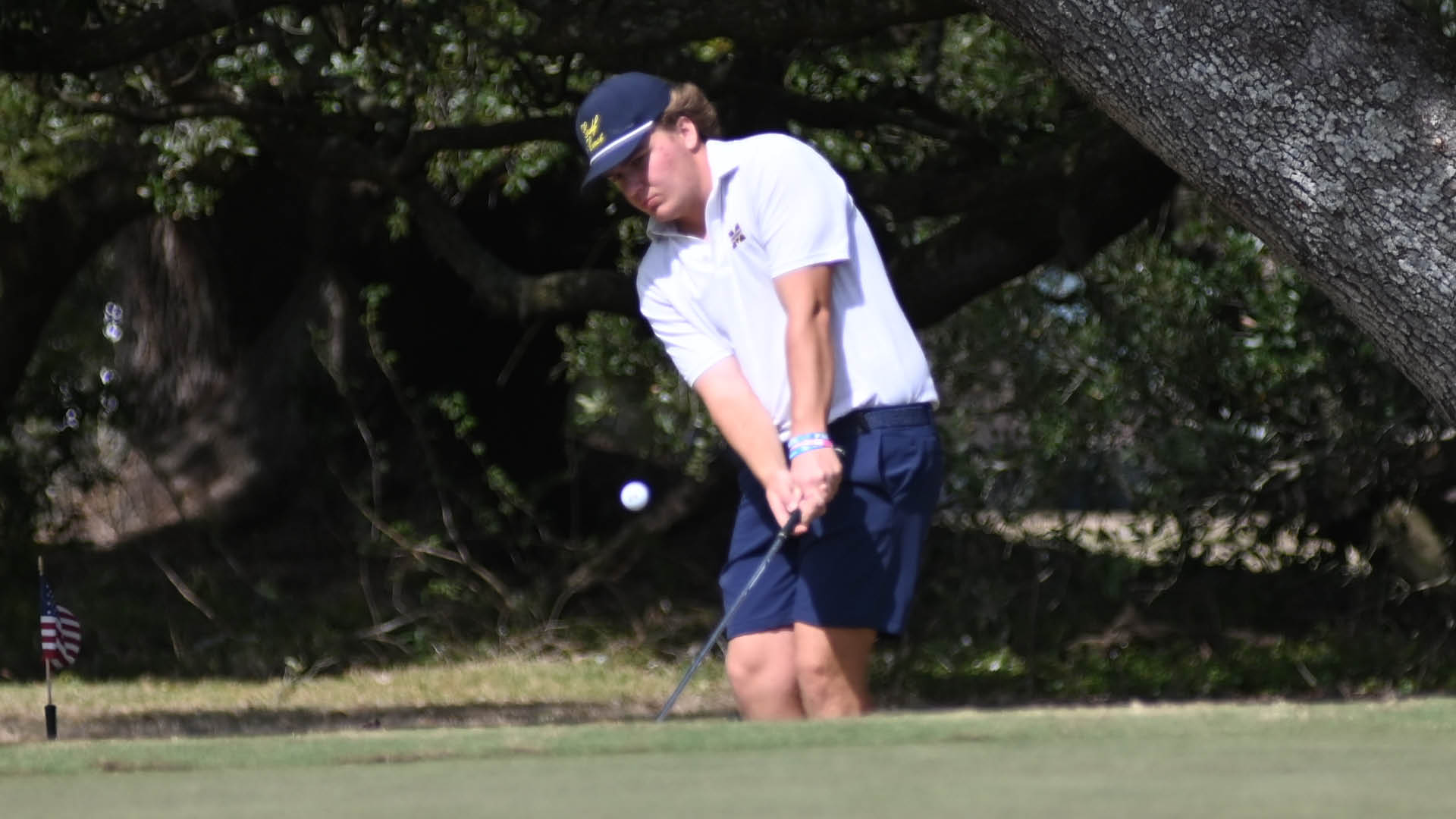 No. 1 Bulldogs lead Tommy Snell Invitational