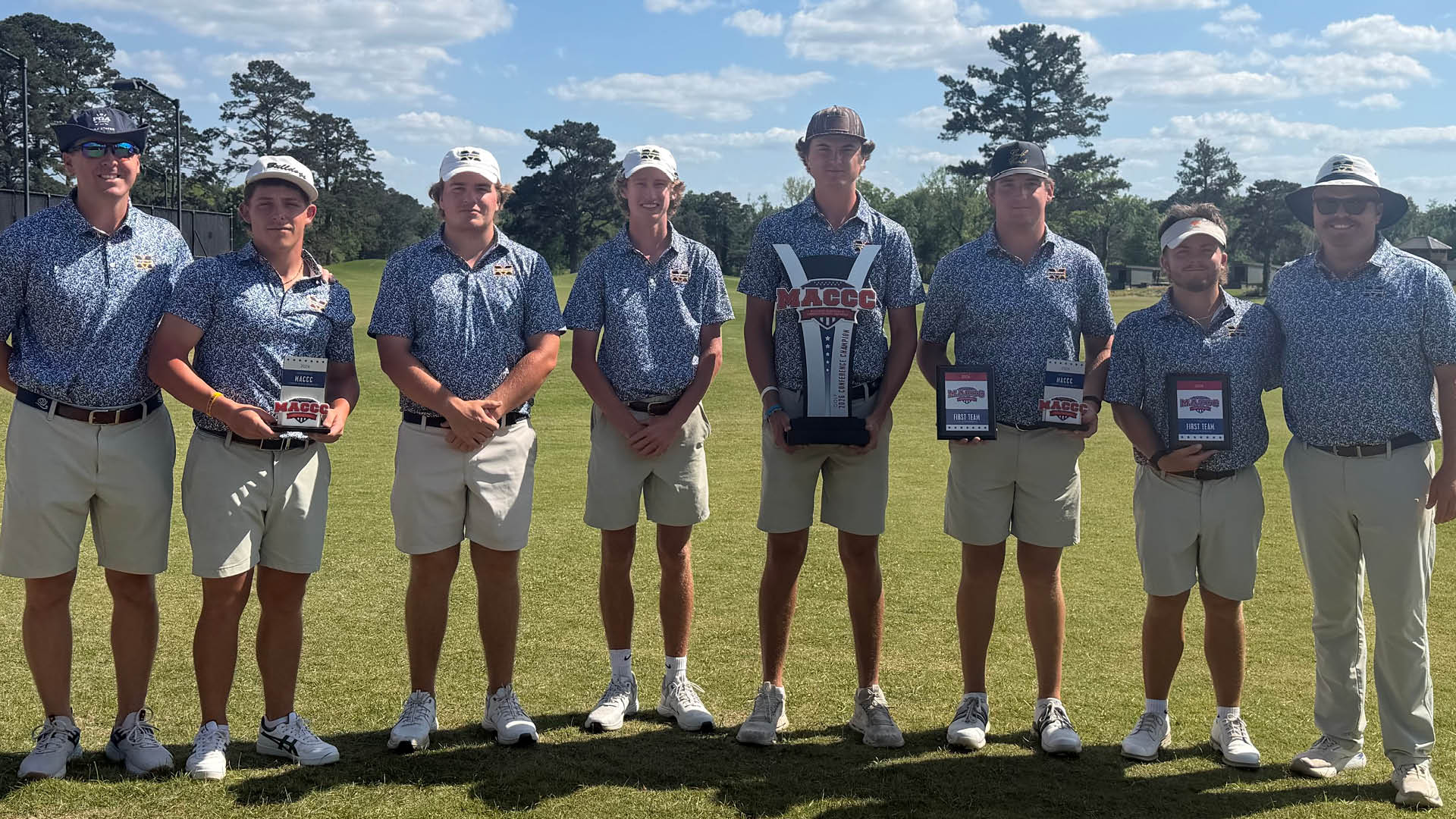 No. 4 Bulldogs win 4th straight MACCC title