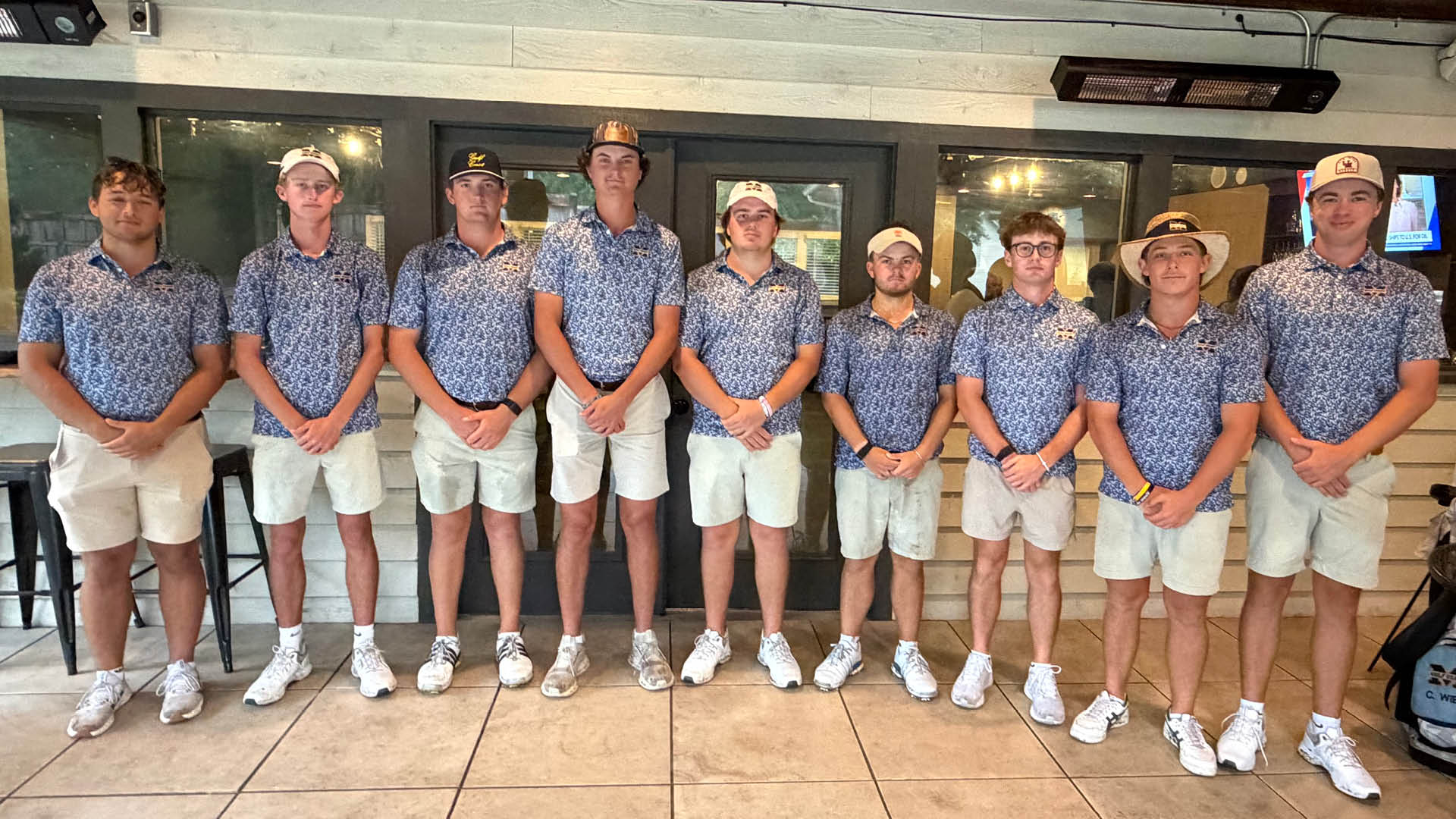 A GOOD SNOWMAN: Bulldogs win 8th straight district title
