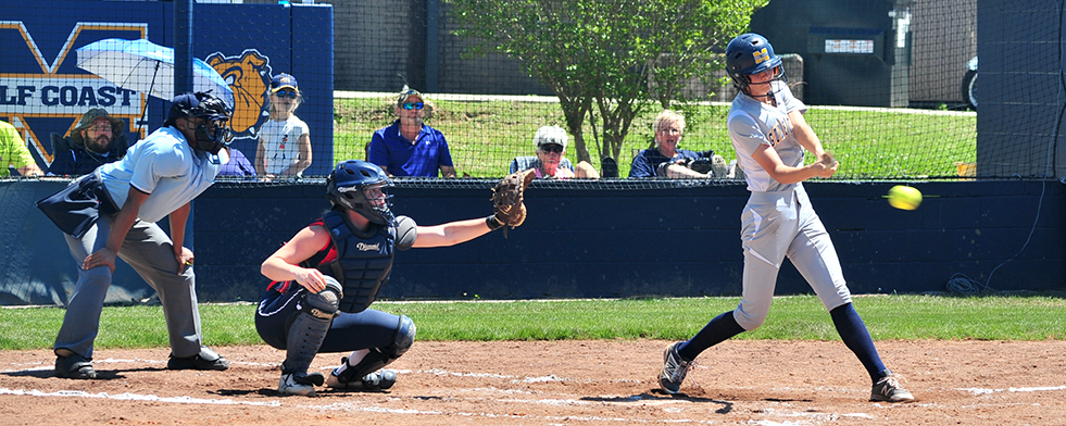 No. 3 MGCCC moves into second after sweep