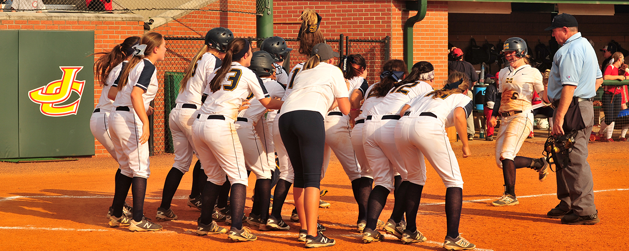 Werdann&rsquo;s clutch HR lifts No. 3 Lady Bulldogs
