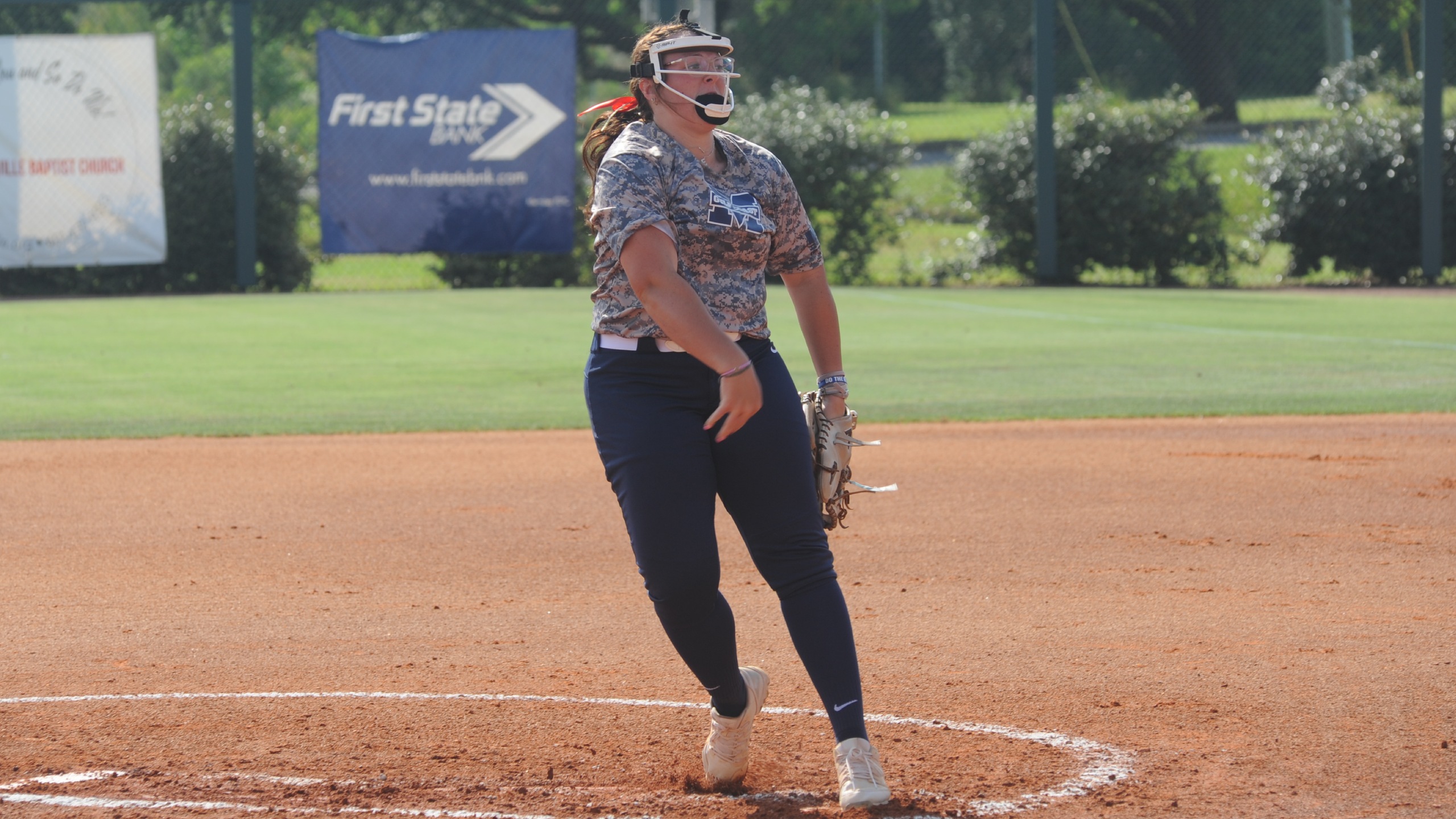 Bulldogs lose MACCC opener to No. 4 Jones