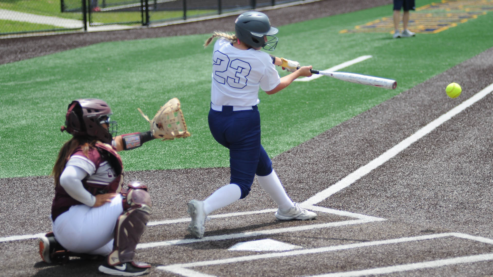 Bulldogs lose twice to No. 13 Hinds