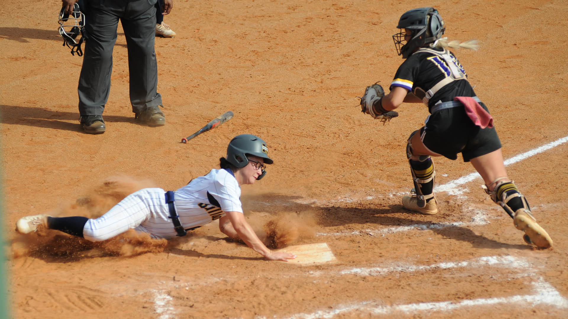 Bulldogs loses heartbreaker to end season
