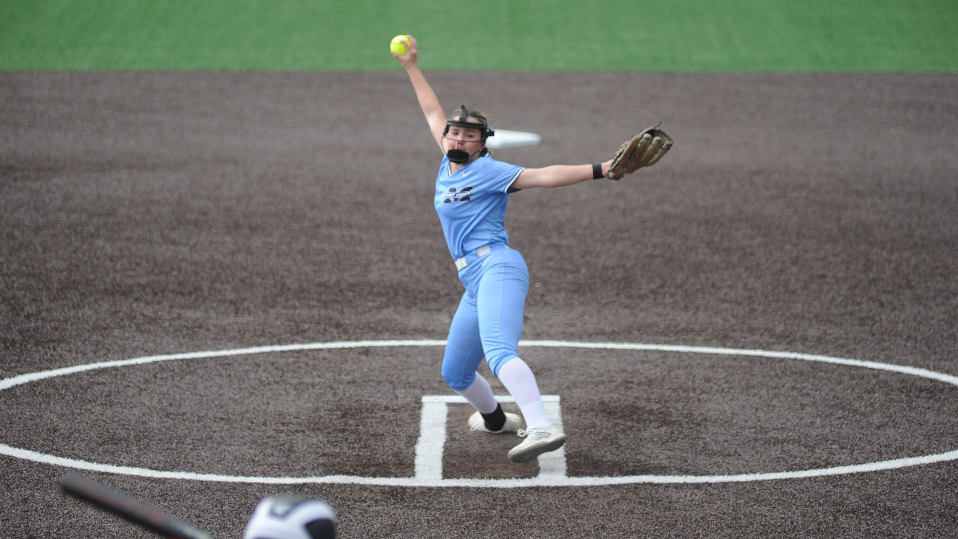 Rouse&rsquo;s strong pitching gets No. 18 Bulldogs a split