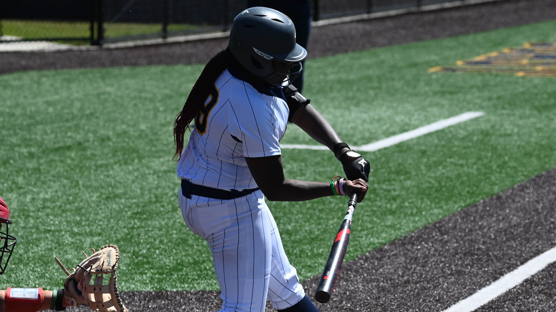 Bulldogs push No. 6 JC to the brink