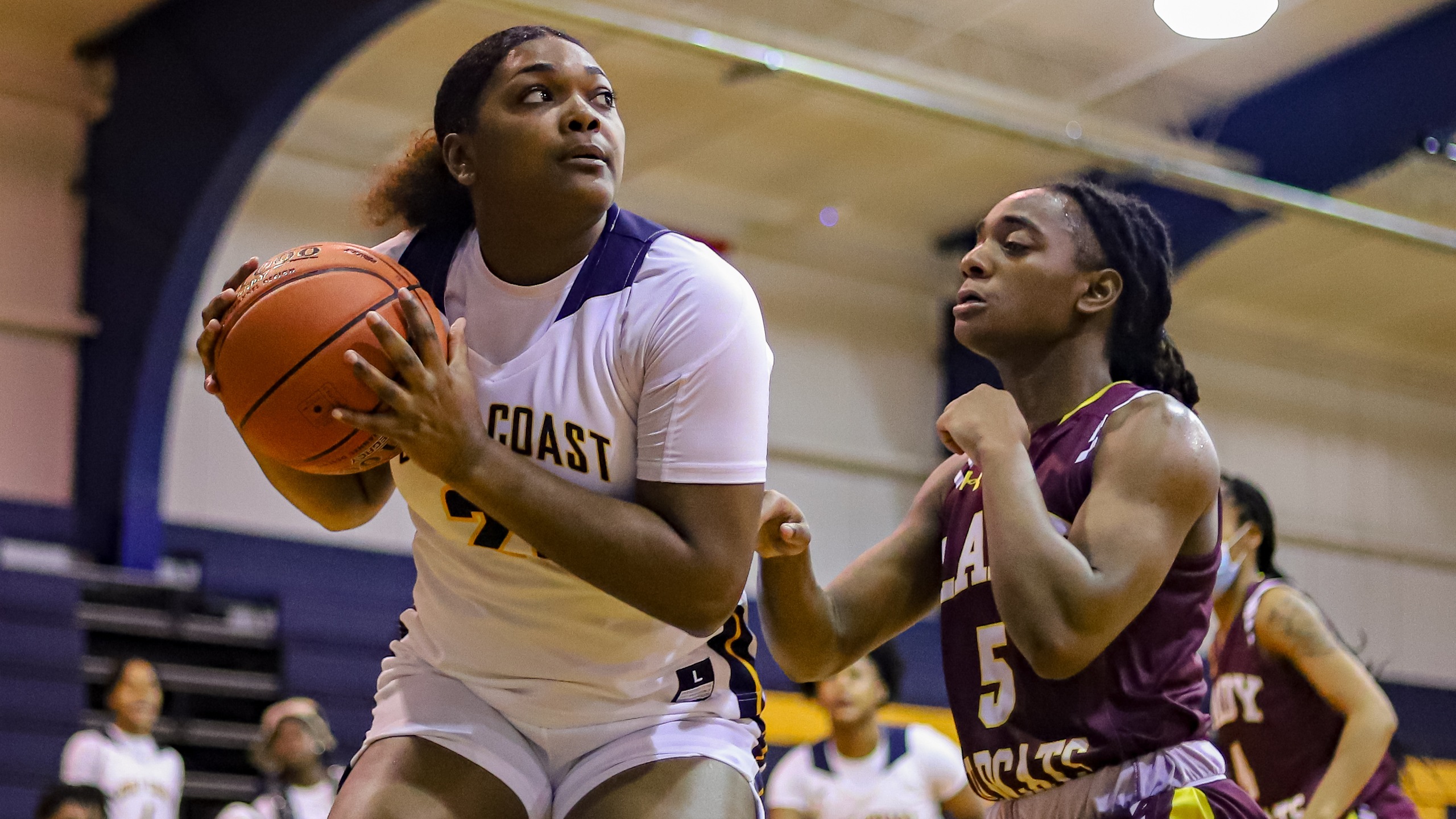Bulldogs head to Utica