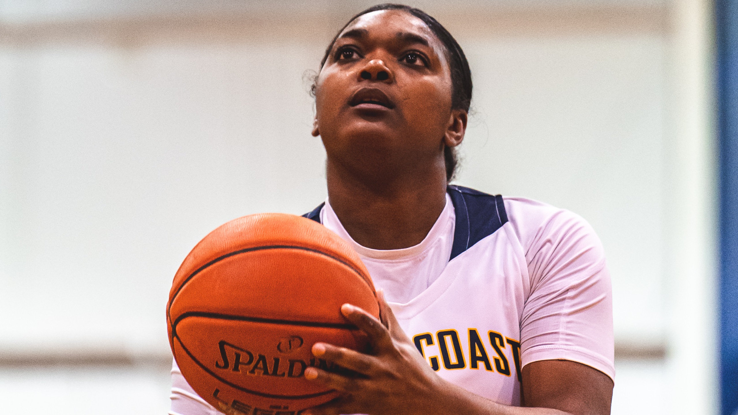 Bulldogs pull away from Hinds