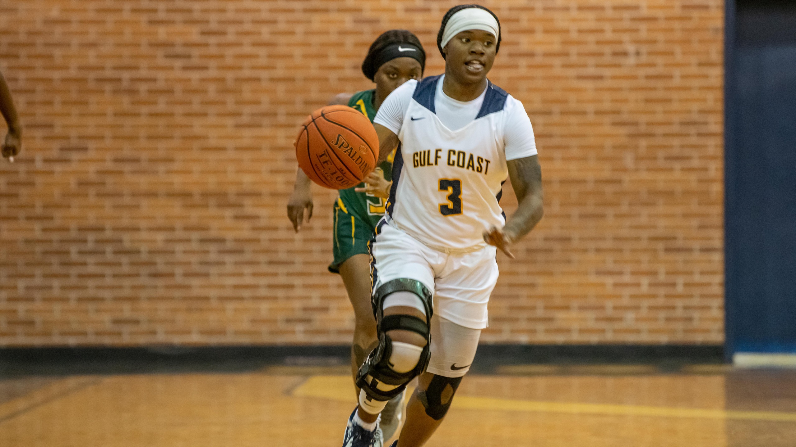 Stunning blitz nets Gulf Coast big win