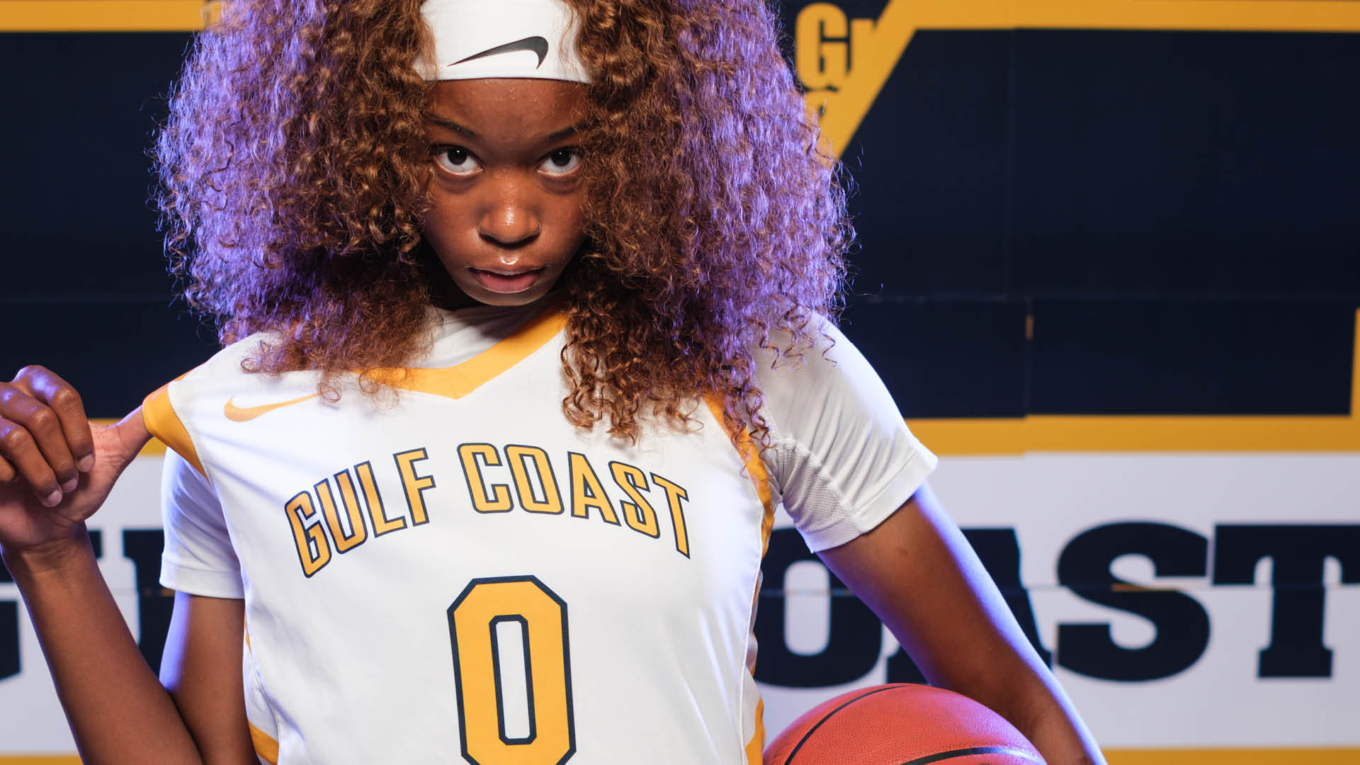 Brinkley's double-double fuels double-digit win over Jones