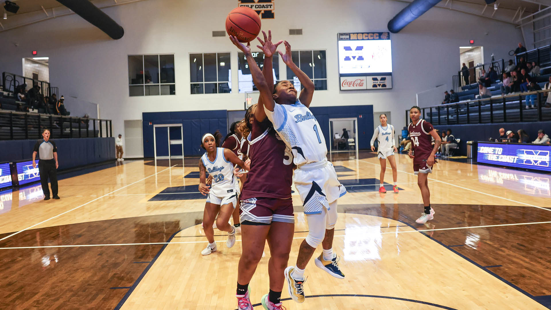 Bulldogs unleash lethal run to beat Coahoma