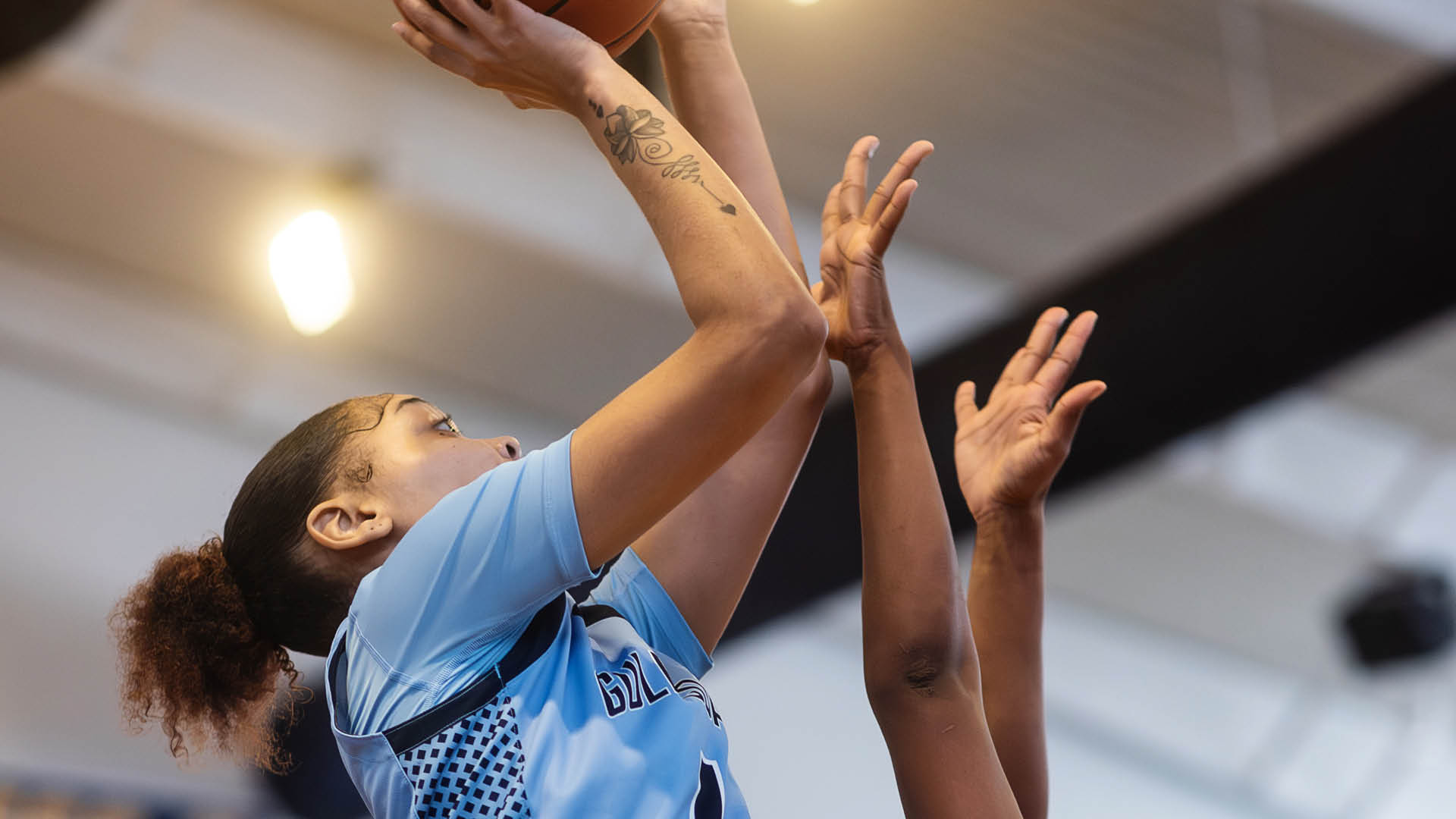 Bulldogs punch ticket to semis with double-digit win