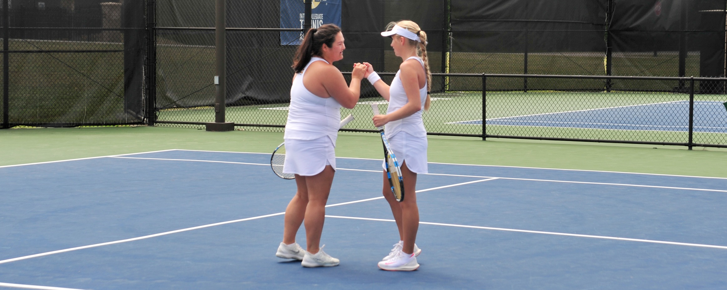 Lady Bulldogs drop 3 at national tournament