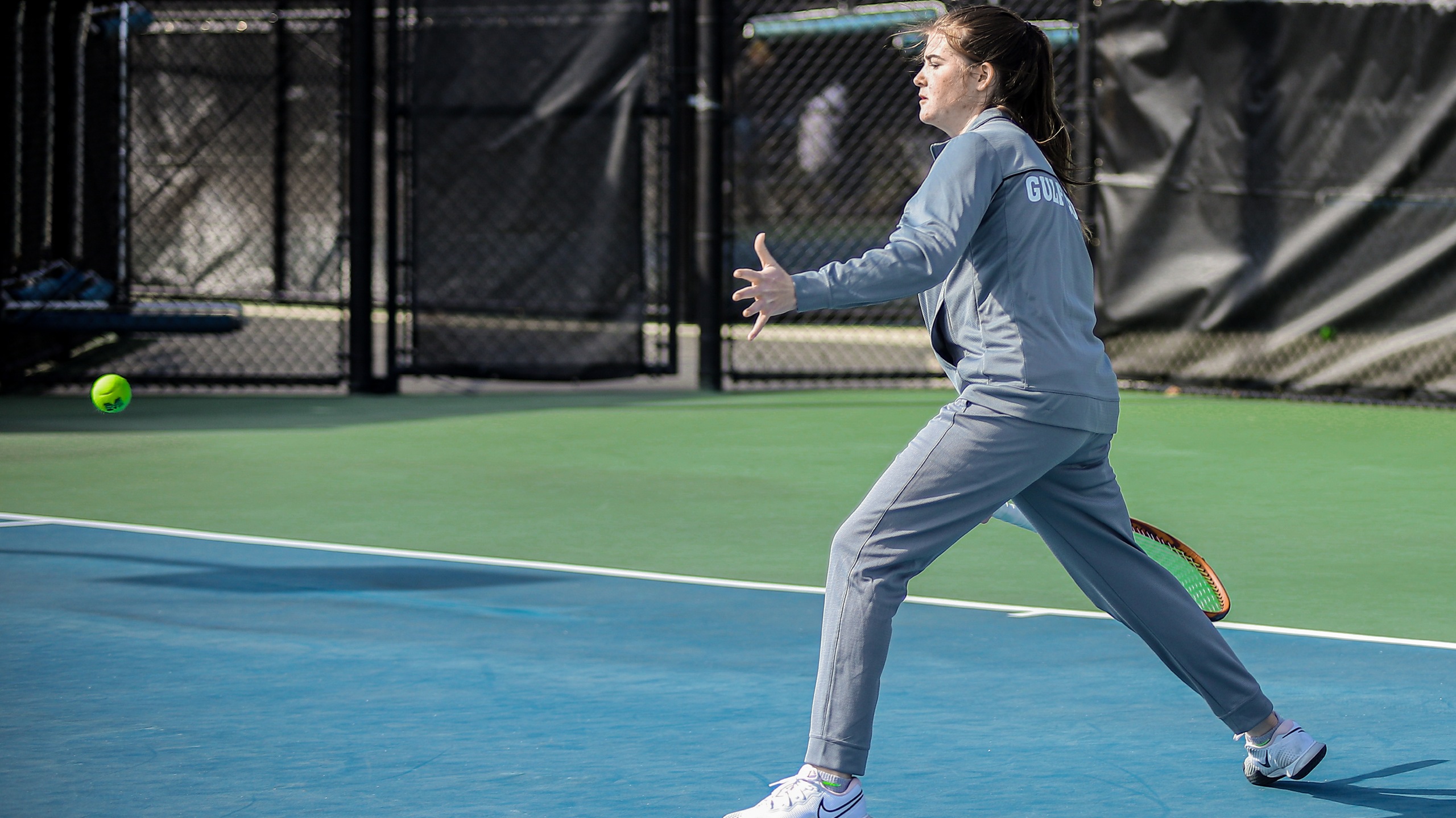 Bulldogs post 3rd sweep of season