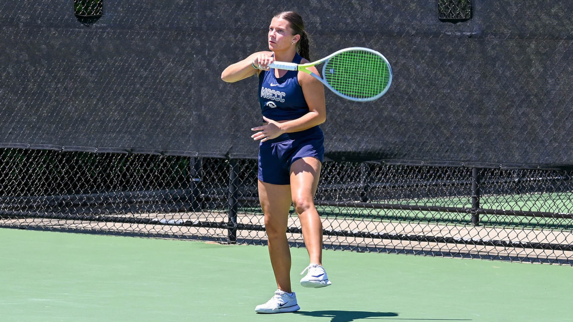 No. 13 Bulldogs move into 4 semis